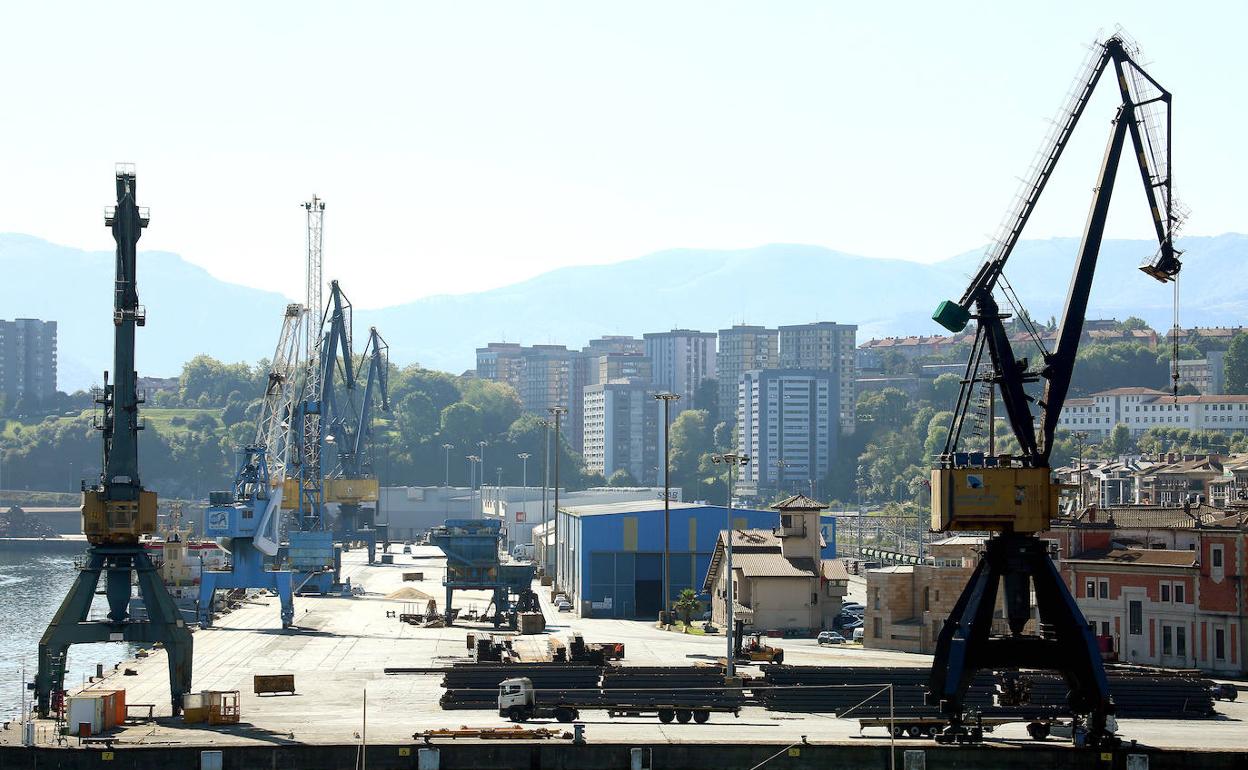 El puerto de Pasaia concentra gran parte de las exportaciones guipuzcoanas. 
