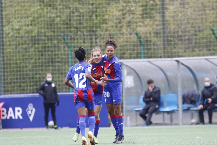 El Eibar ha perdido en partido de la Liga Iberdrola ante el Athletic de Bilbao por 2-5. 