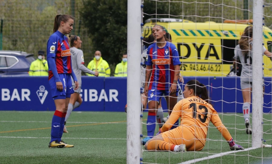 El Eibar ha perdido en partido de la Liga Iberdrola ante el Athletic de Bilbao por 2-5. 