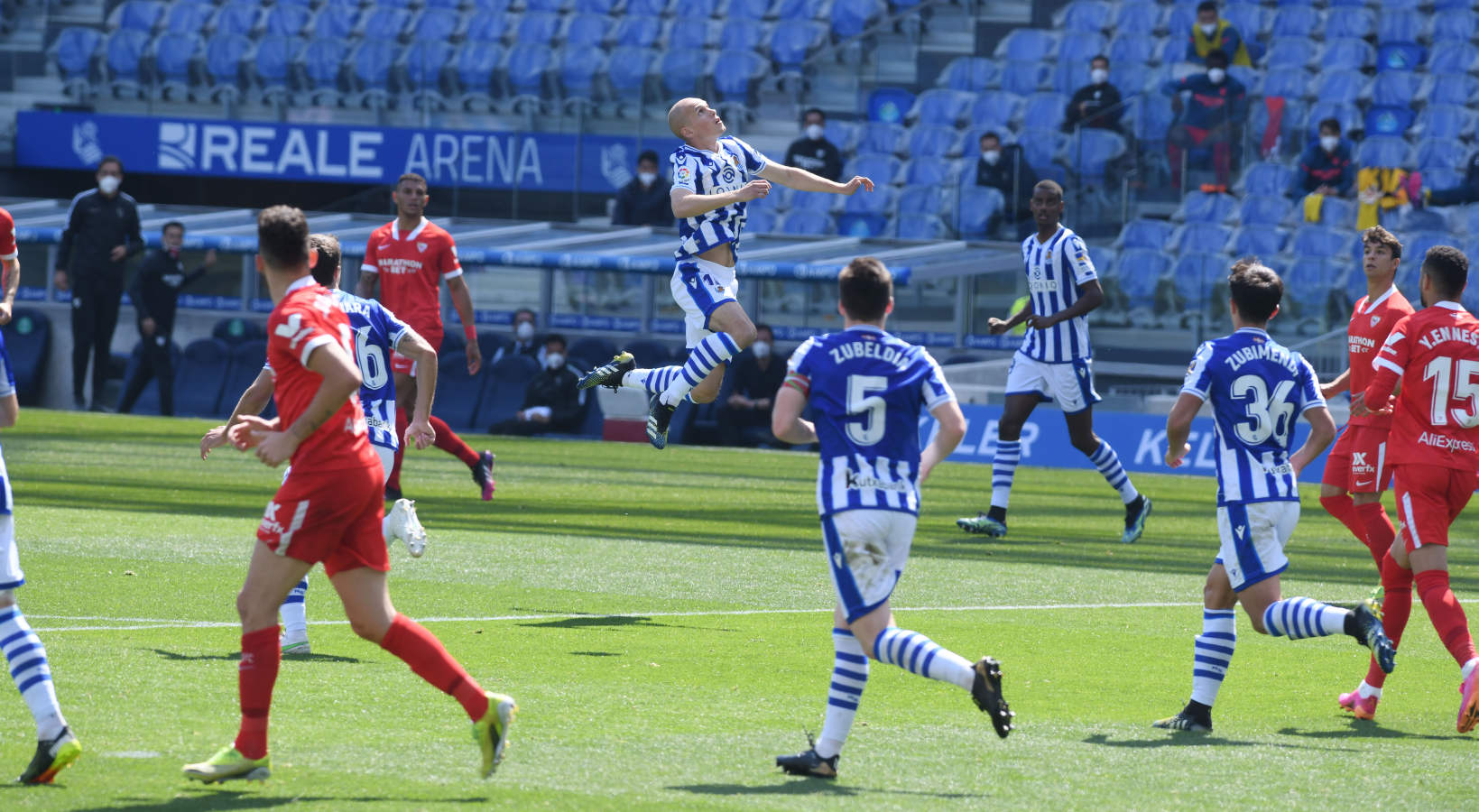 Fotos: Las mejores imágenes del Real Sociedad - Sevilla