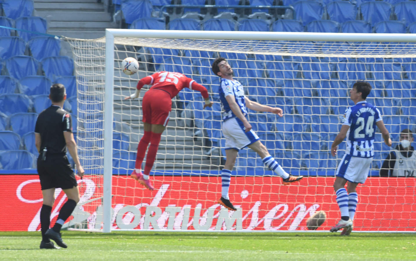 Fotos: Las mejores imágenes del Real Sociedad - Sevilla