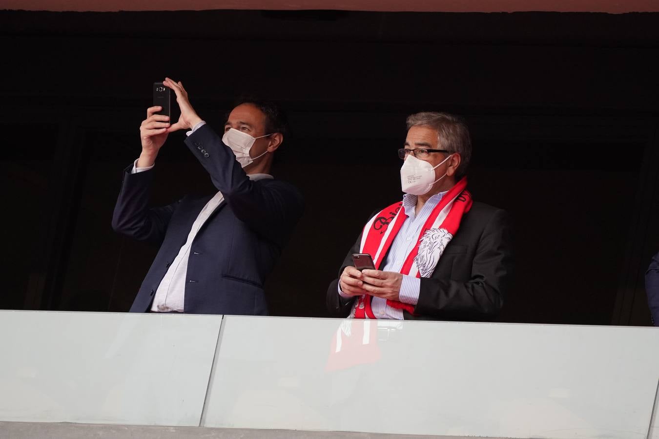 Fotos: Los familiares de los jugadores del Athletic en la Cartuja