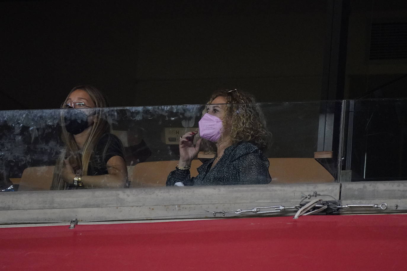 Fotos: Los familiares de los jugadores del Athletic en la Cartuja