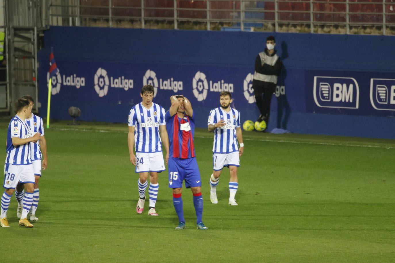 Fotos: Eibar- Real Sociedad en Ipurua