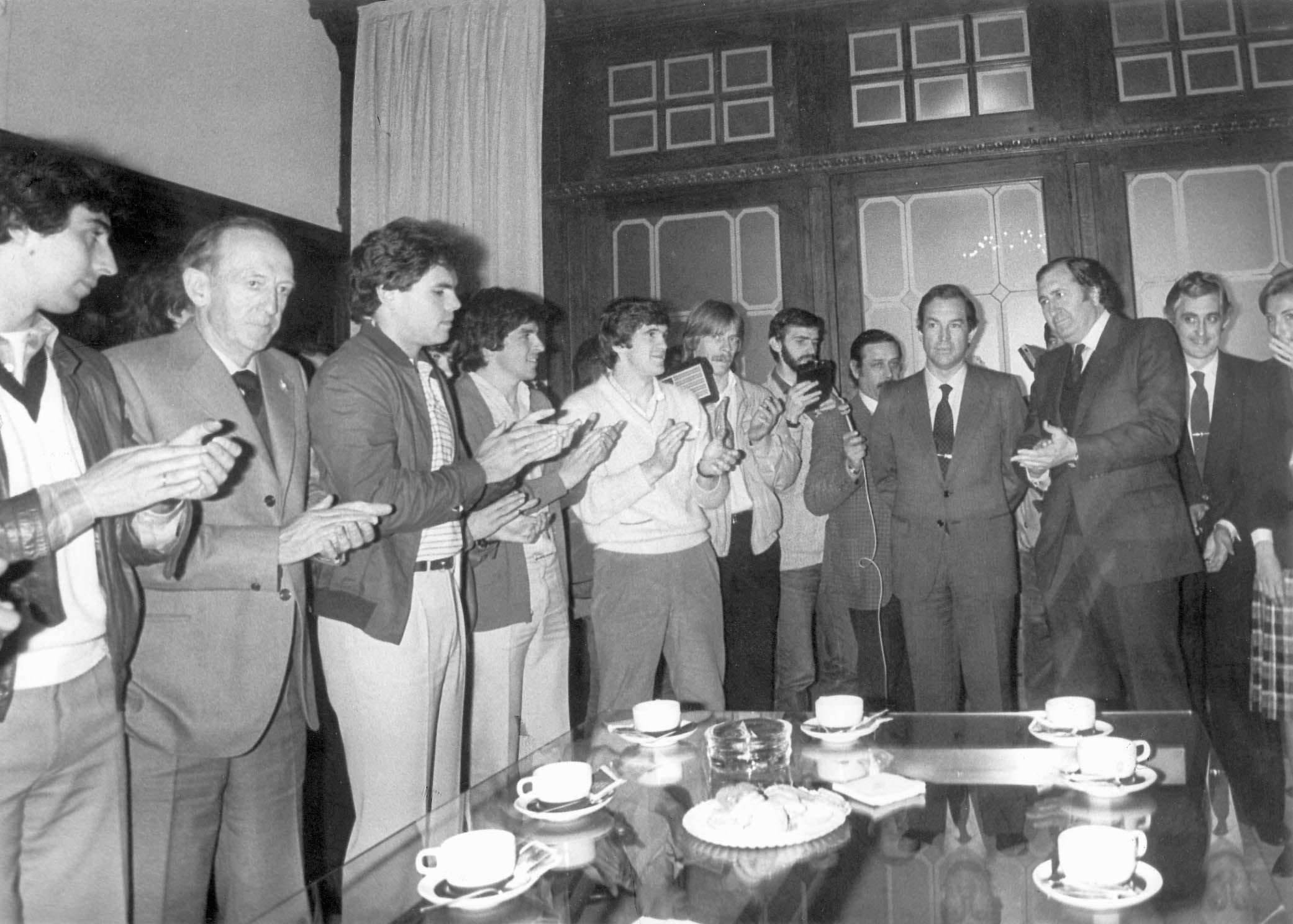 Fotos: El día que la Real Sociedad tocó el cielo... en Gijón