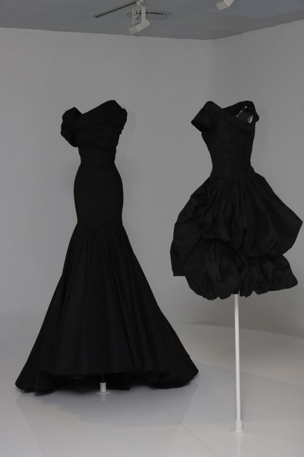 Creaciones de Alaïa y Balenciaga, nueva exposición en el museo de Getaria. 