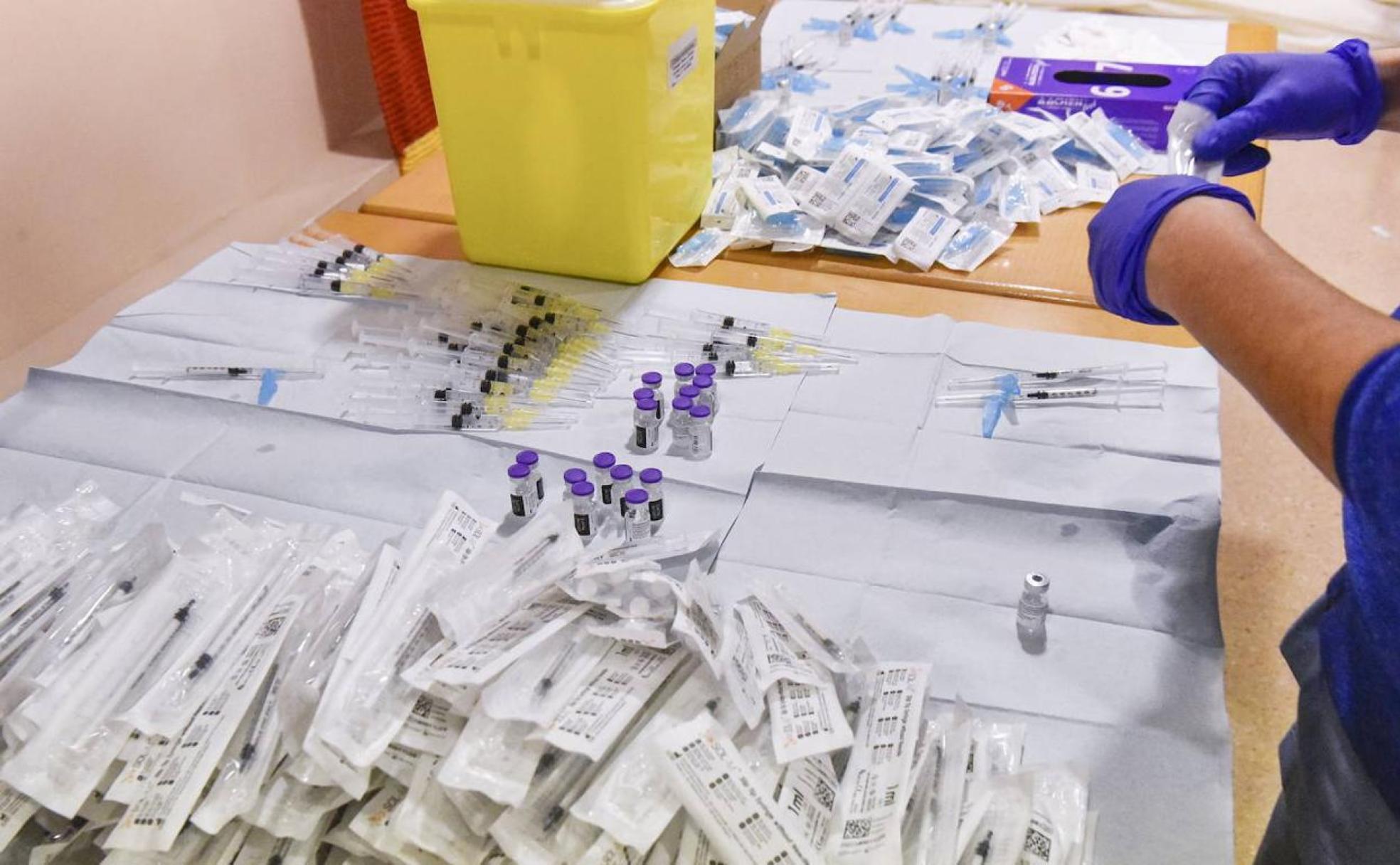 Coronavirus en Euskadi: La población vasca de 70 años recibe desde hoy la segunda dosis de la vacuna contra el Covid