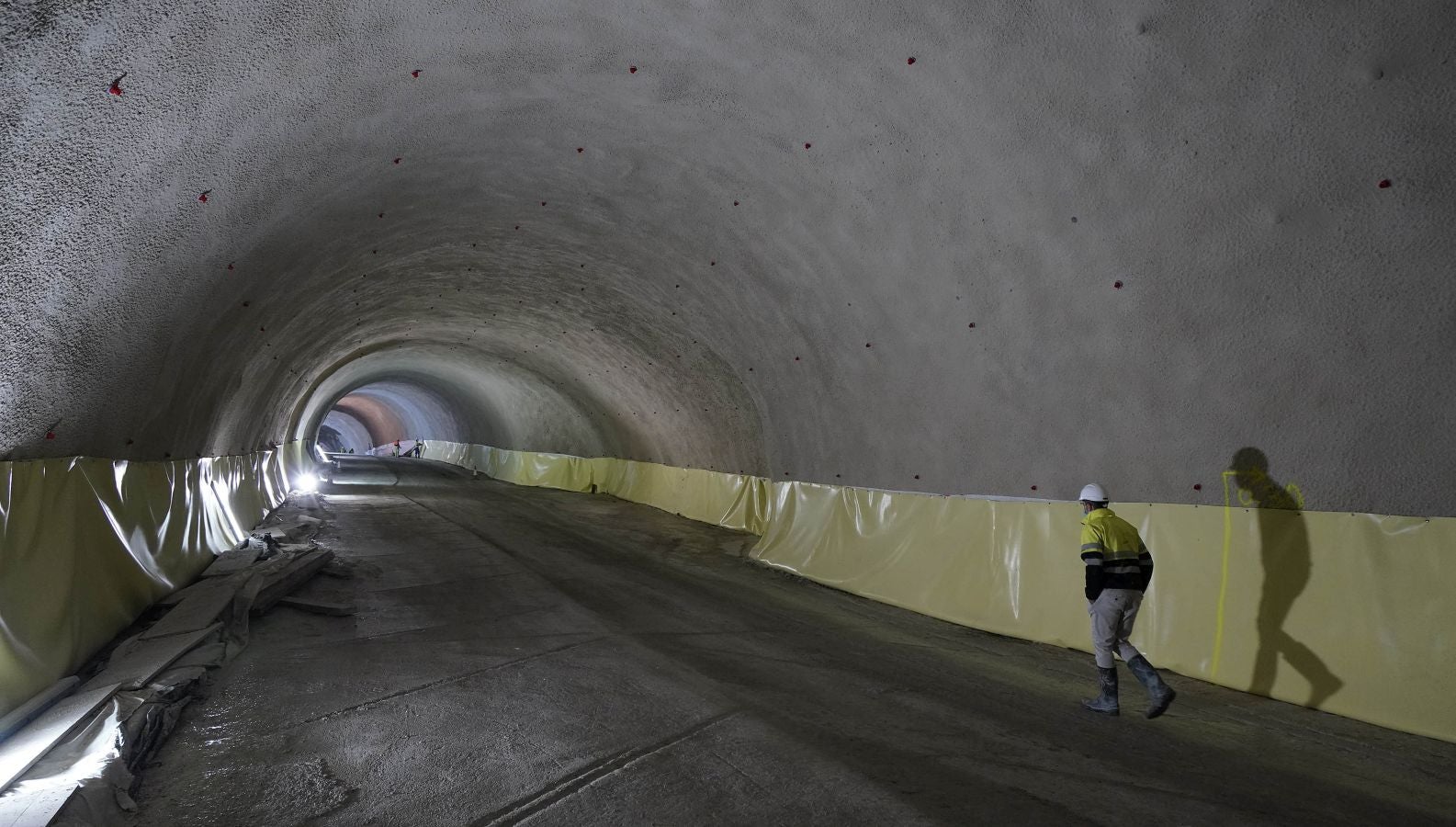 La excavación del Topo entre La Concha y Easo se retoma a mediados de junio. La variante soterrada de Donostia se inaugurará en 2025 y costará un total de 227 millones