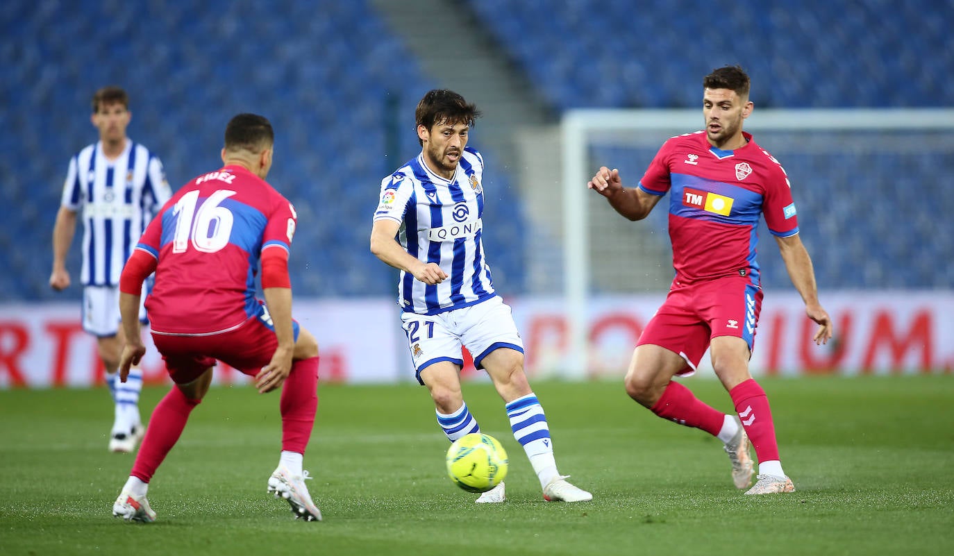 Fotos: Las mejores imágenes del Real Sociedad - Elche