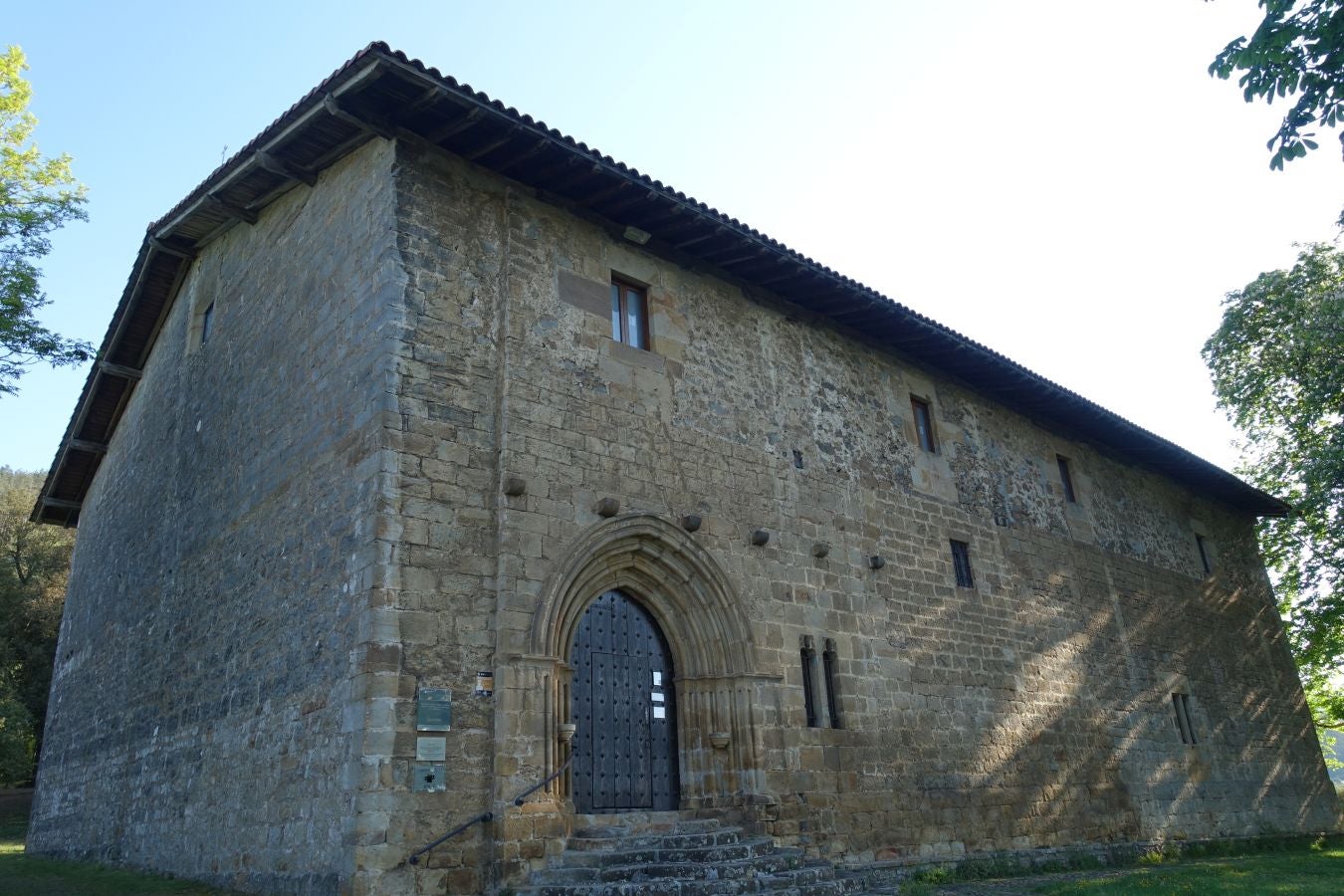 La cima del Alto Urola muestra algunas de las principales montañas de Gipuzkoa, llegando a Navarra