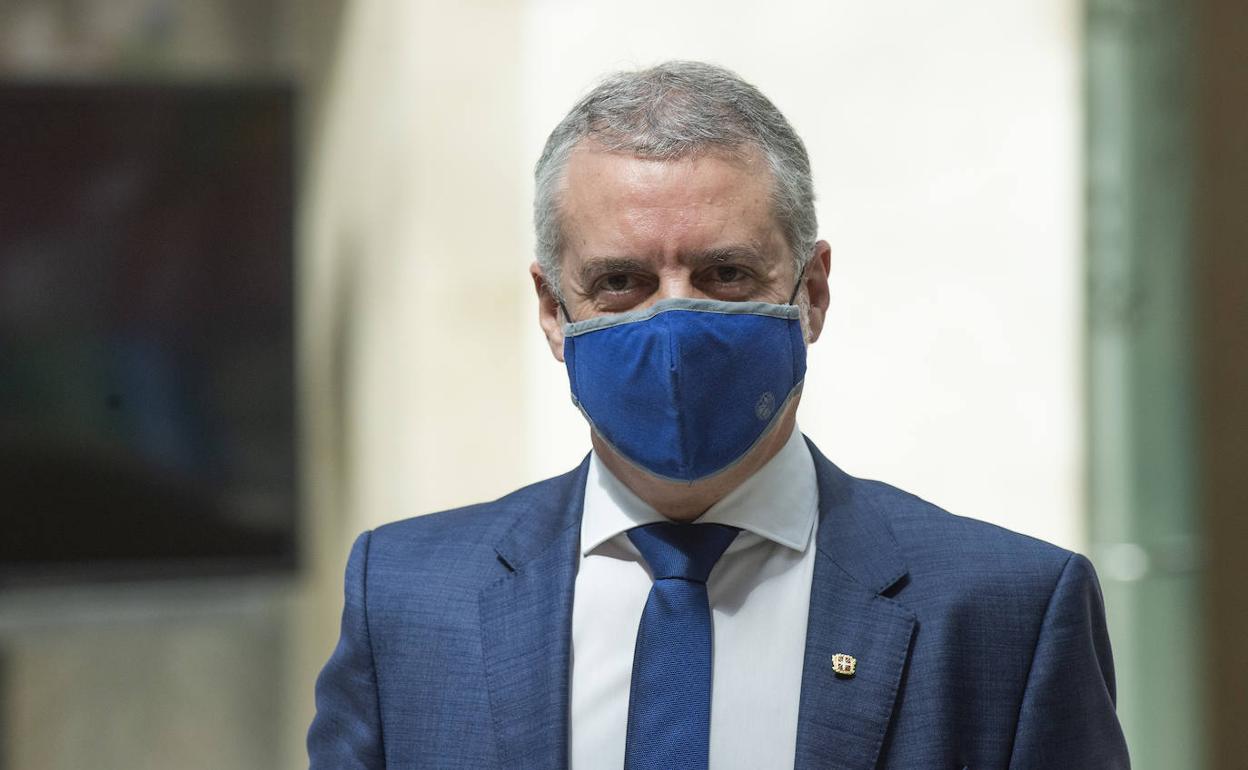 El lehendakari Iñigo Urkullu a la entrada de la reunión del LABI.