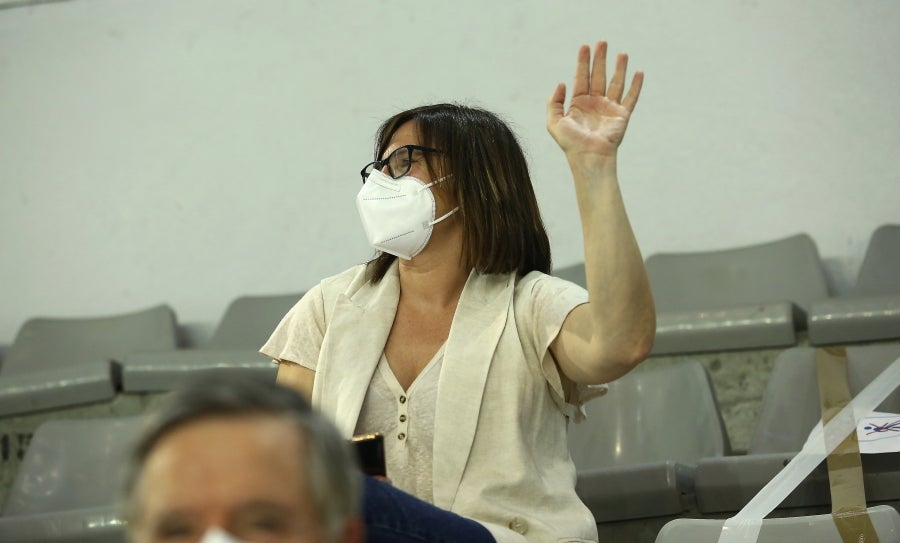 Las guipuzcoanas vuelven a levantar un título más y convertirse así por séptima vez en campeón de la Liga Guerreras Iberdrola. Para ello, solo tenían que sumar un punto, no obstante, el marcador ha terminado 30-20 para las locales. 