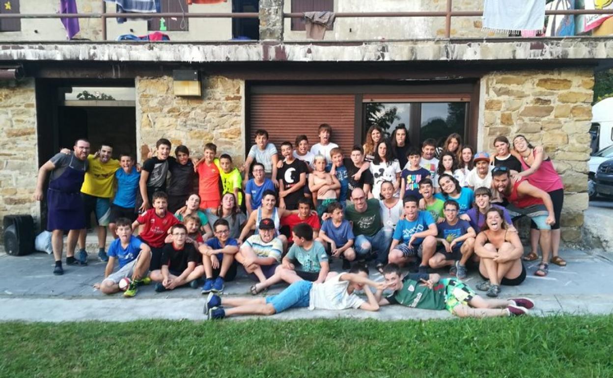 2018ko udalekuetan Orion egindako argazkia. Aurtengo taldeak txikiagoak izango dira. .