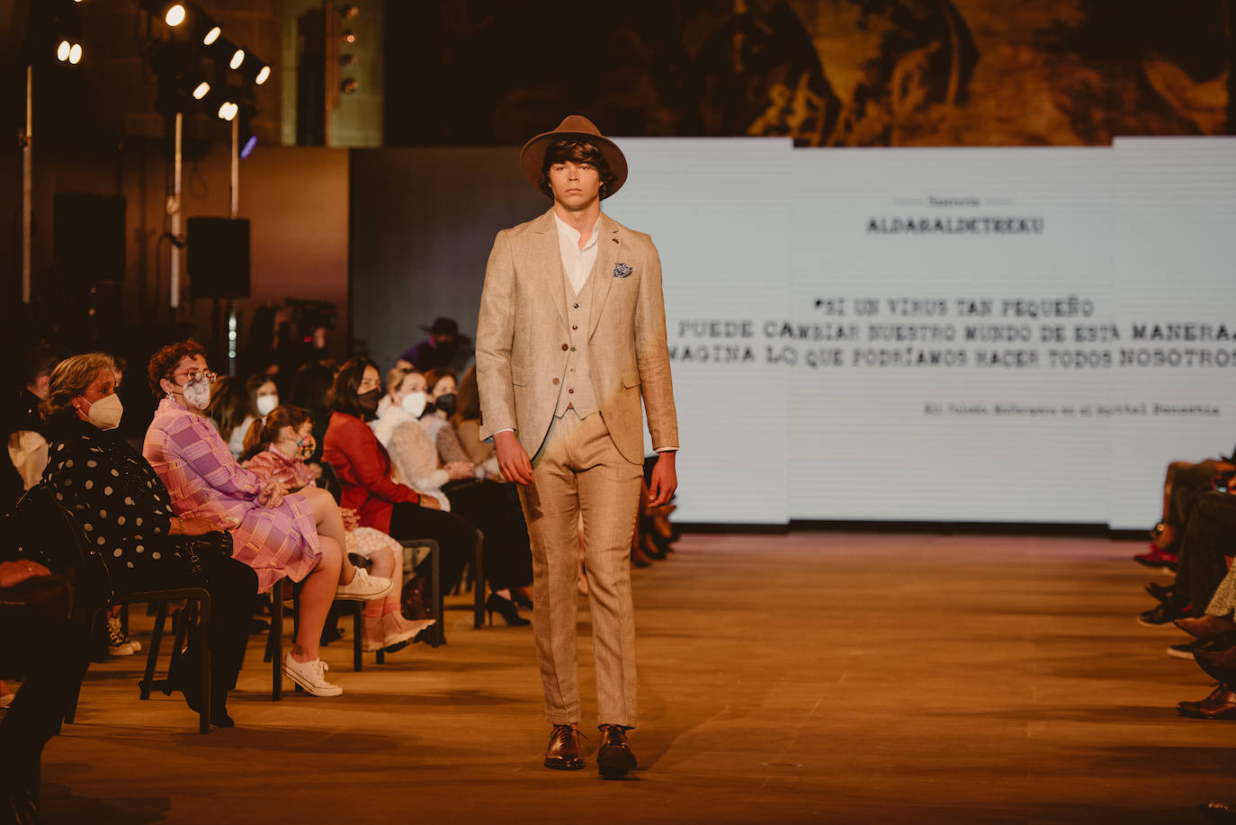 Fotos: Sastrería Aldabaldetreku presenta sus creaciones en el San Sebastián Moda Festival