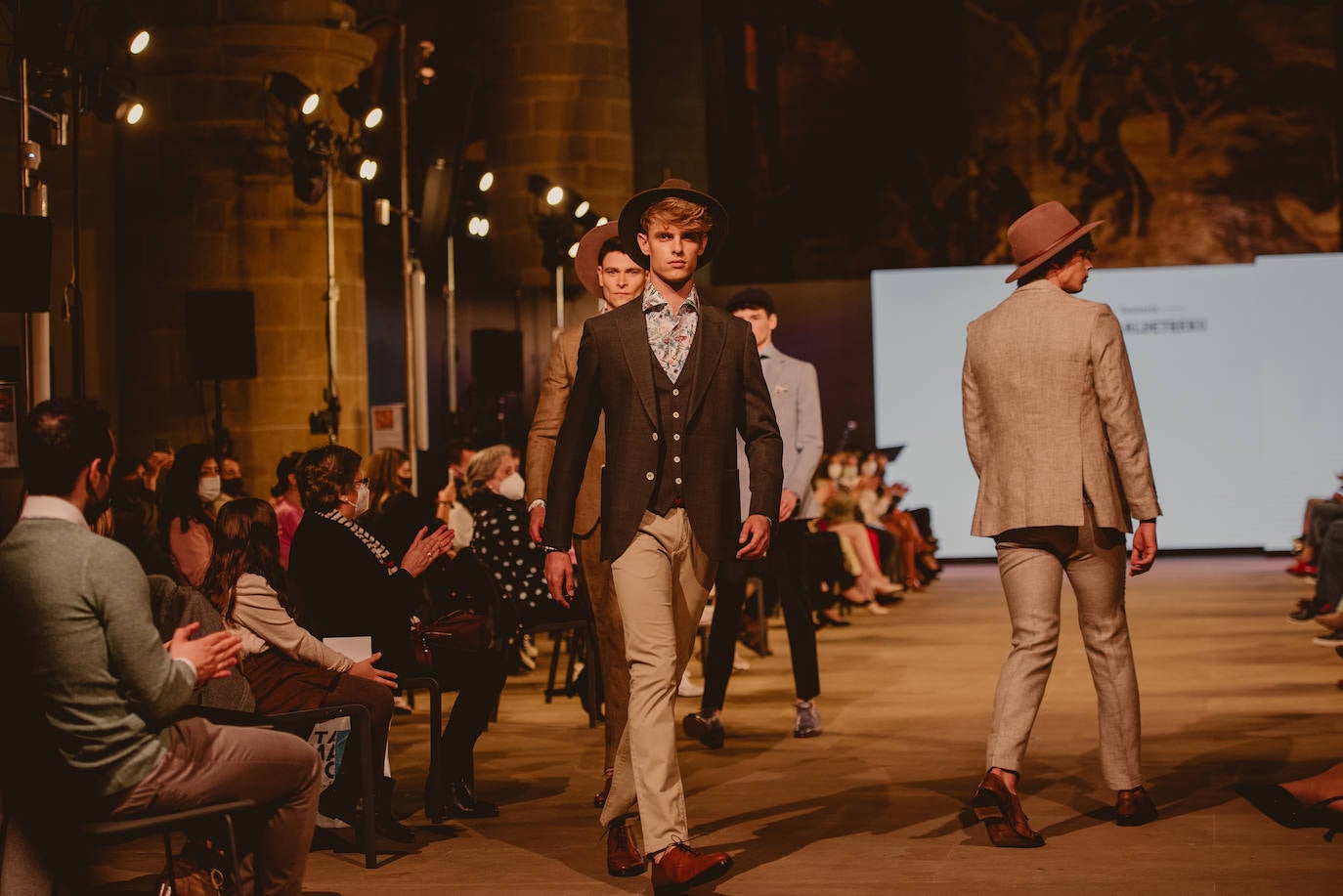 Fotos: Sastrería Aldabaldetreku presenta sus creaciones en el San Sebastián Moda Festival