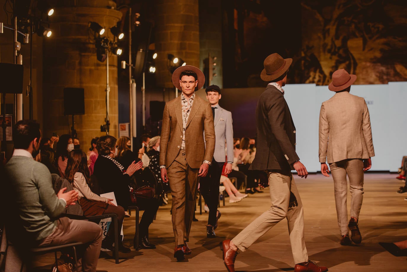 Fotos: Sastrería Aldabaldetreku presenta sus creaciones en el San Sebastián Moda Festival