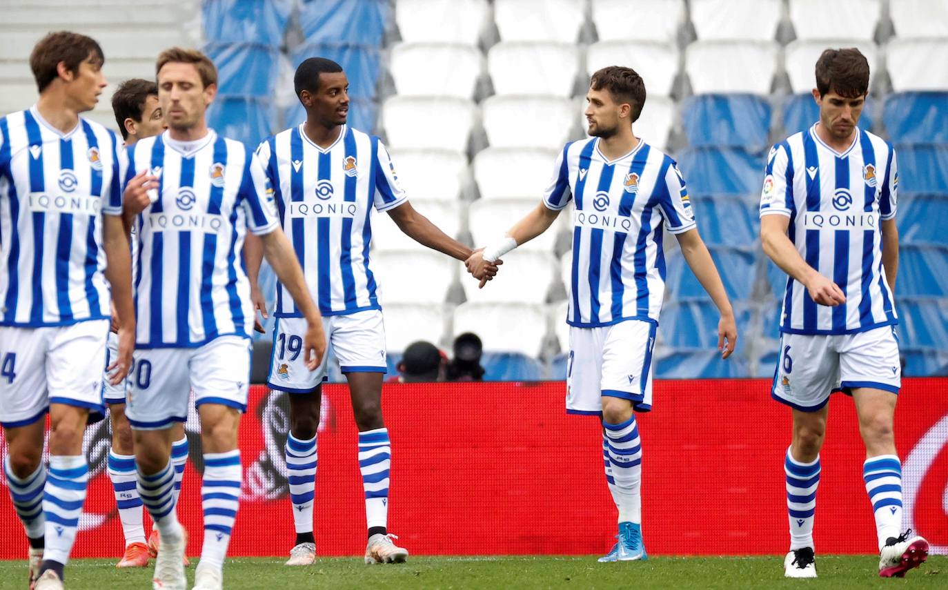 Fotos: Las mejores imágenes del Real Sociedad - Valladolid