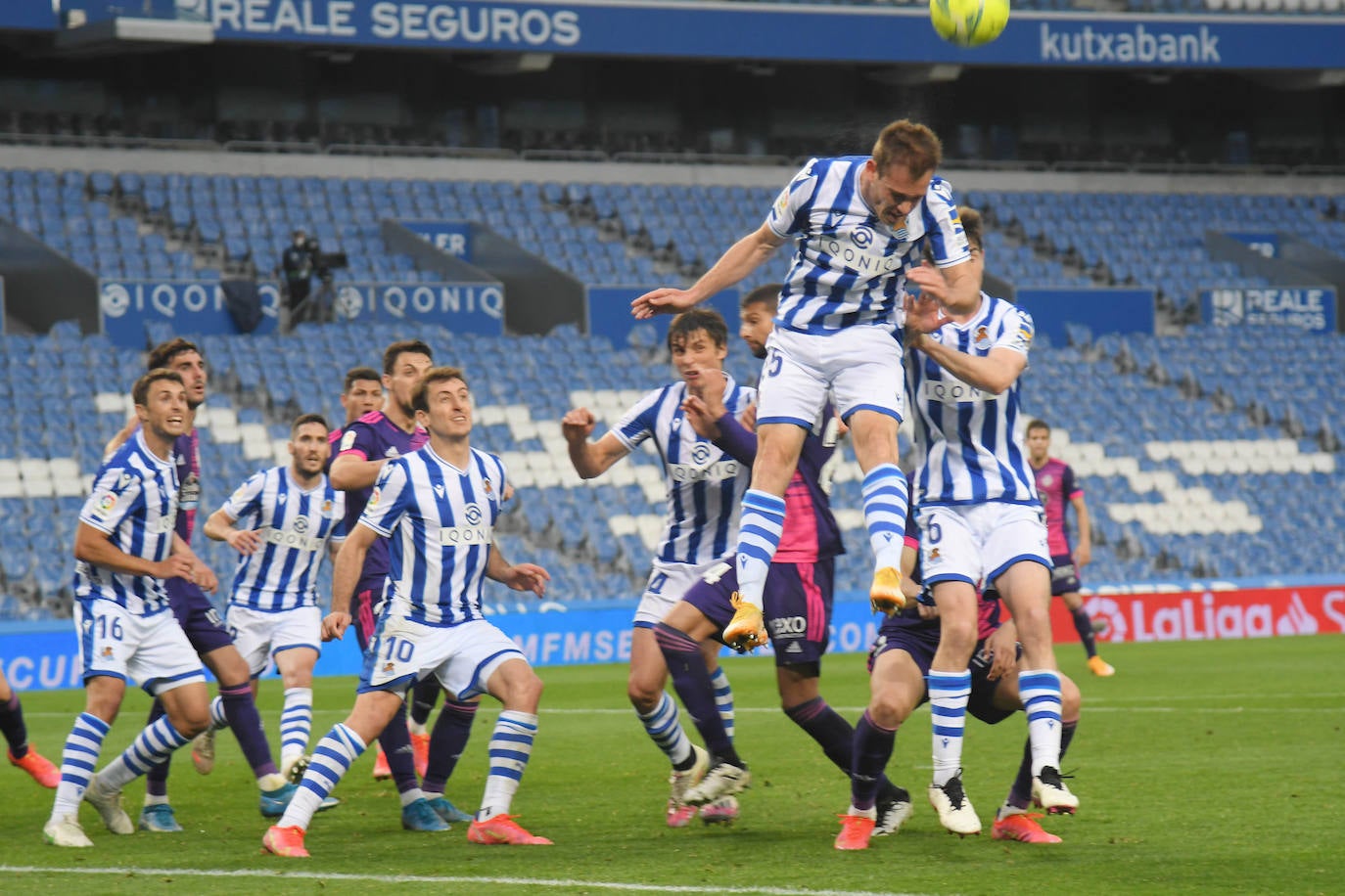 Fotos: Las mejores imágenes del Real Sociedad - Valladolid