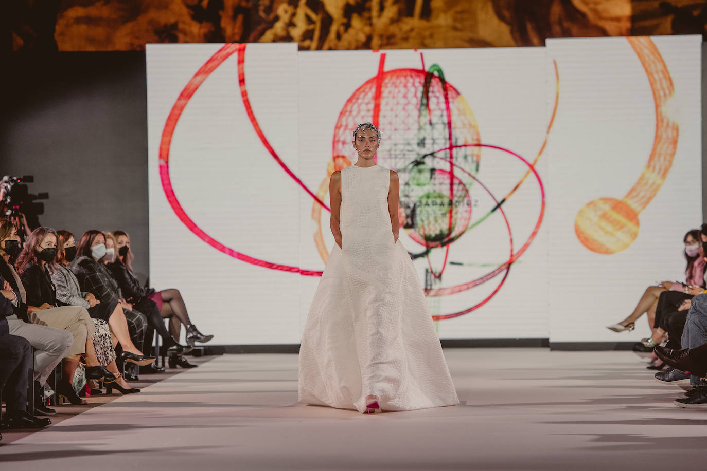 Fotos: Isabel Zapardiez presenta sus creaciones en el San Sebastián Moda Festival