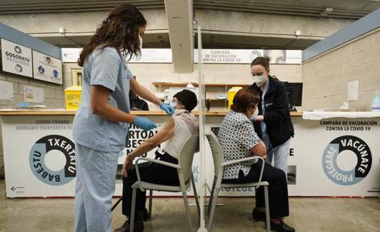 Vacunación en Illunbe.