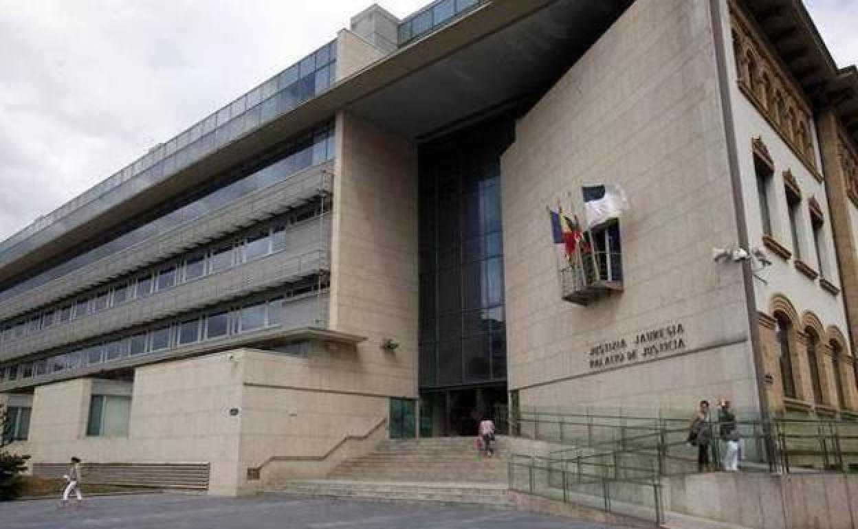 Condenado a diez años de cárcel por abuso sexual a una menor en Donostia |  El Diario Vasco