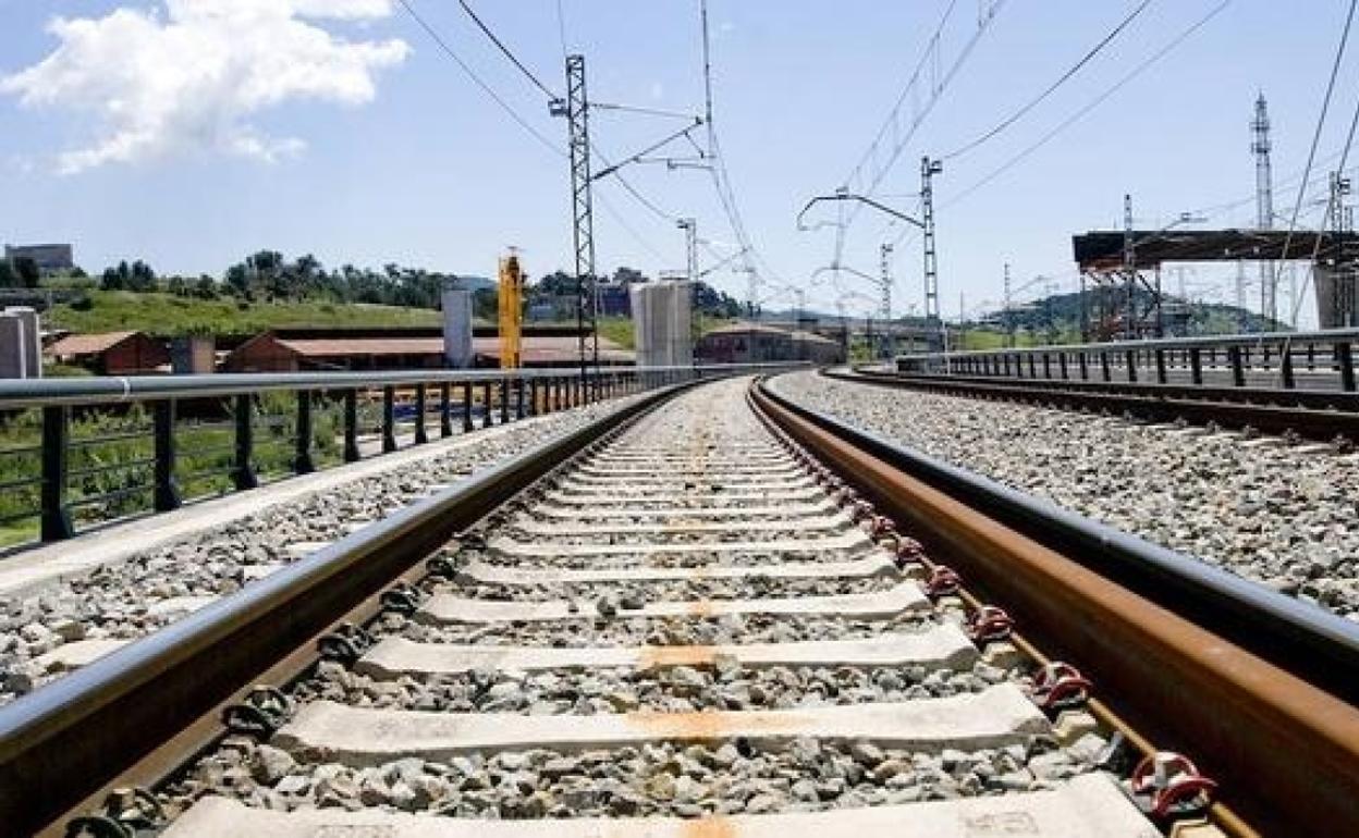 TAV Gipuzkoa: Adif licita el proyecto de obras de implantación del tercer carril entre Astigarraga e Irun por 61,2 millones