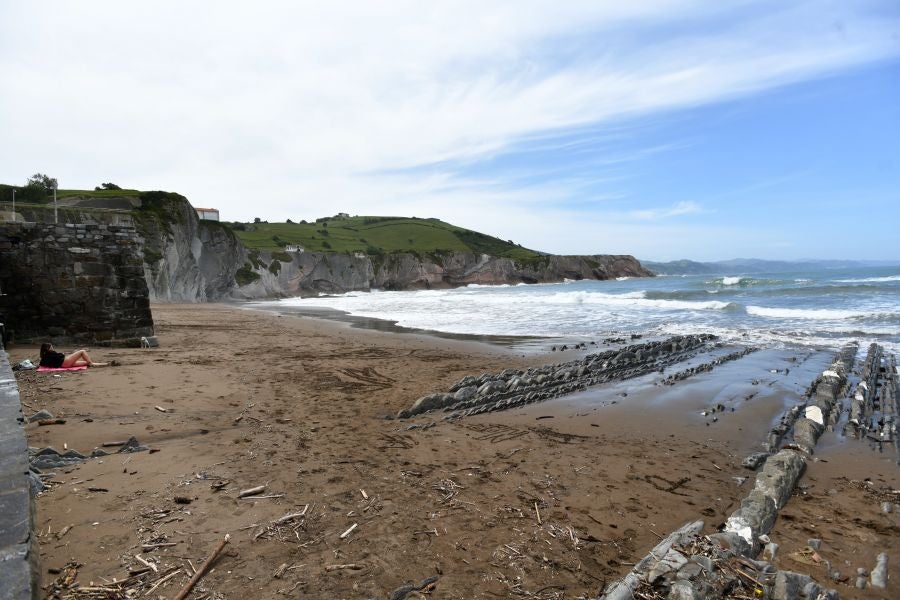 Fotos: Playas de Euskadi sin tabaco