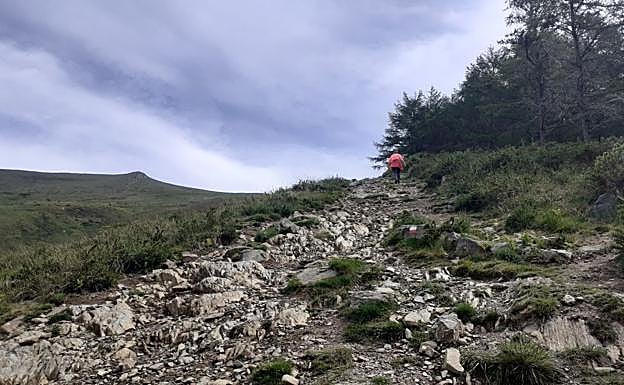 Imagen principal - Monte Mendaur (1.131 m) desde Auritz, Ituren