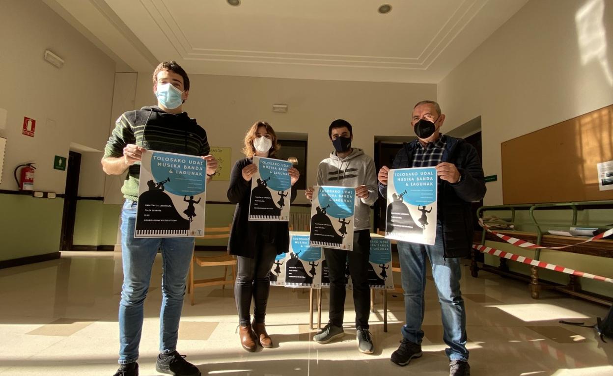 La Banda se reúne con músicos y bailarines amigos del municipio en un concierto especial que ofrecerá mañana en Plaza Zaharra. 