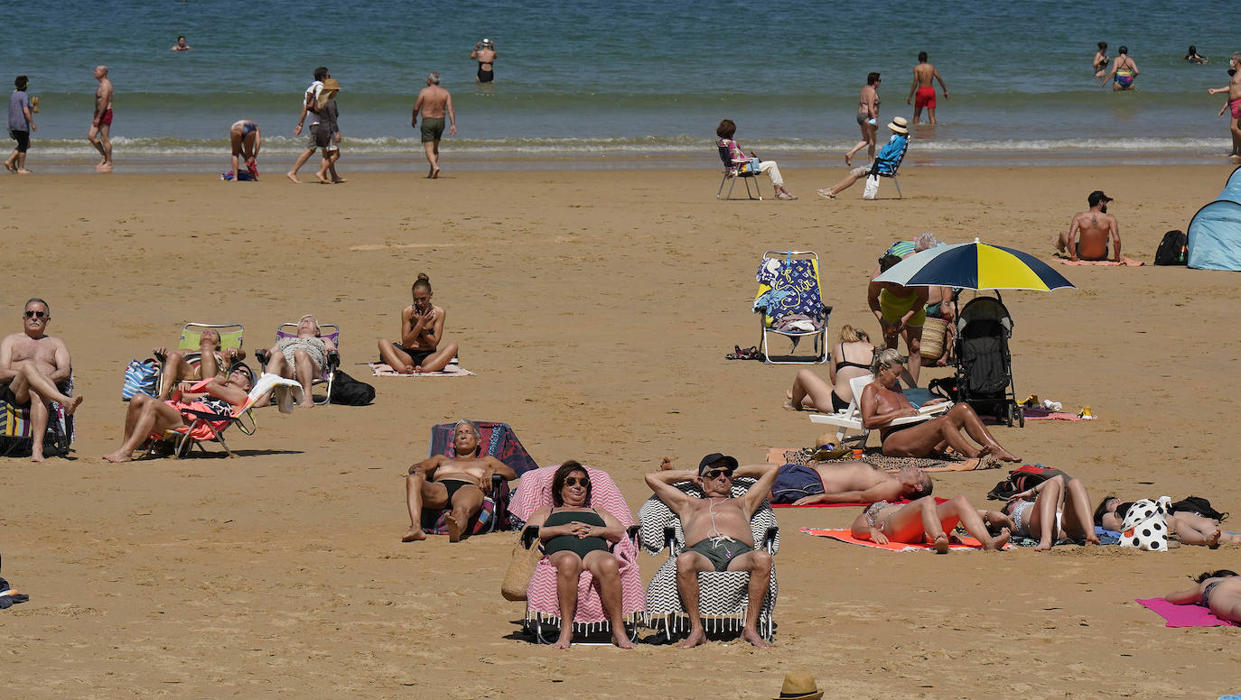 Fotos: Nueva jornada veraniega que terminó con cielos nublados