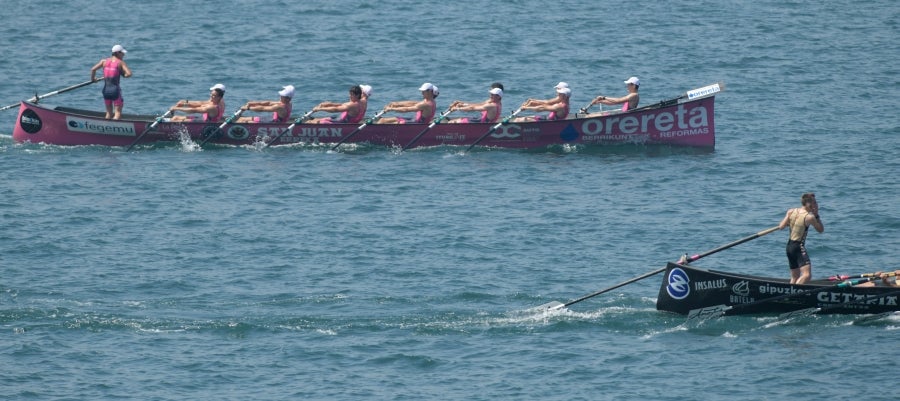 La Ama Guadalupekoa de Hondarribia y Arraun Lagunak se han impuesto este domingo en el Campeonato de Gipuzkoa de Traineras. 