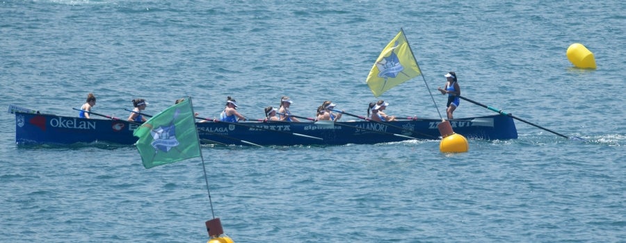 La Ama Guadalupekoa de Hondarribia y Arraun Lagunak se han impuesto este domingo en el Campeonato de Gipuzkoa de Traineras. 