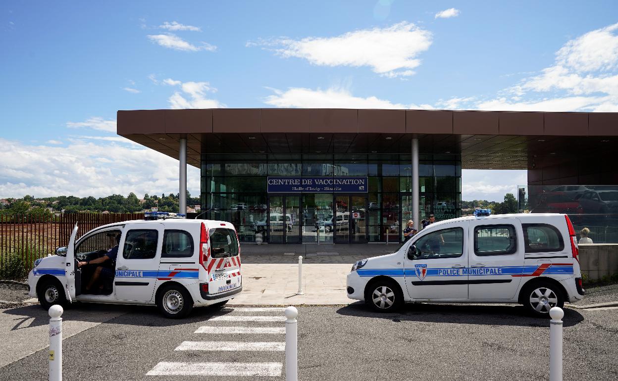 Coronavirus vacunación Iparralde: Francia impone «sin excepción» los requisitos para frenar el éxodo de vascos para la vacuna