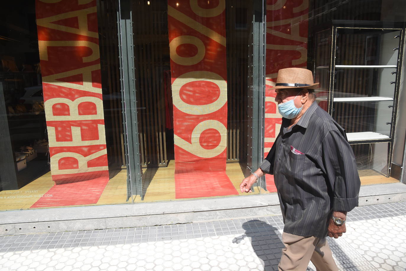 Fotos: Primer día de rebajas en Gipuzkoa