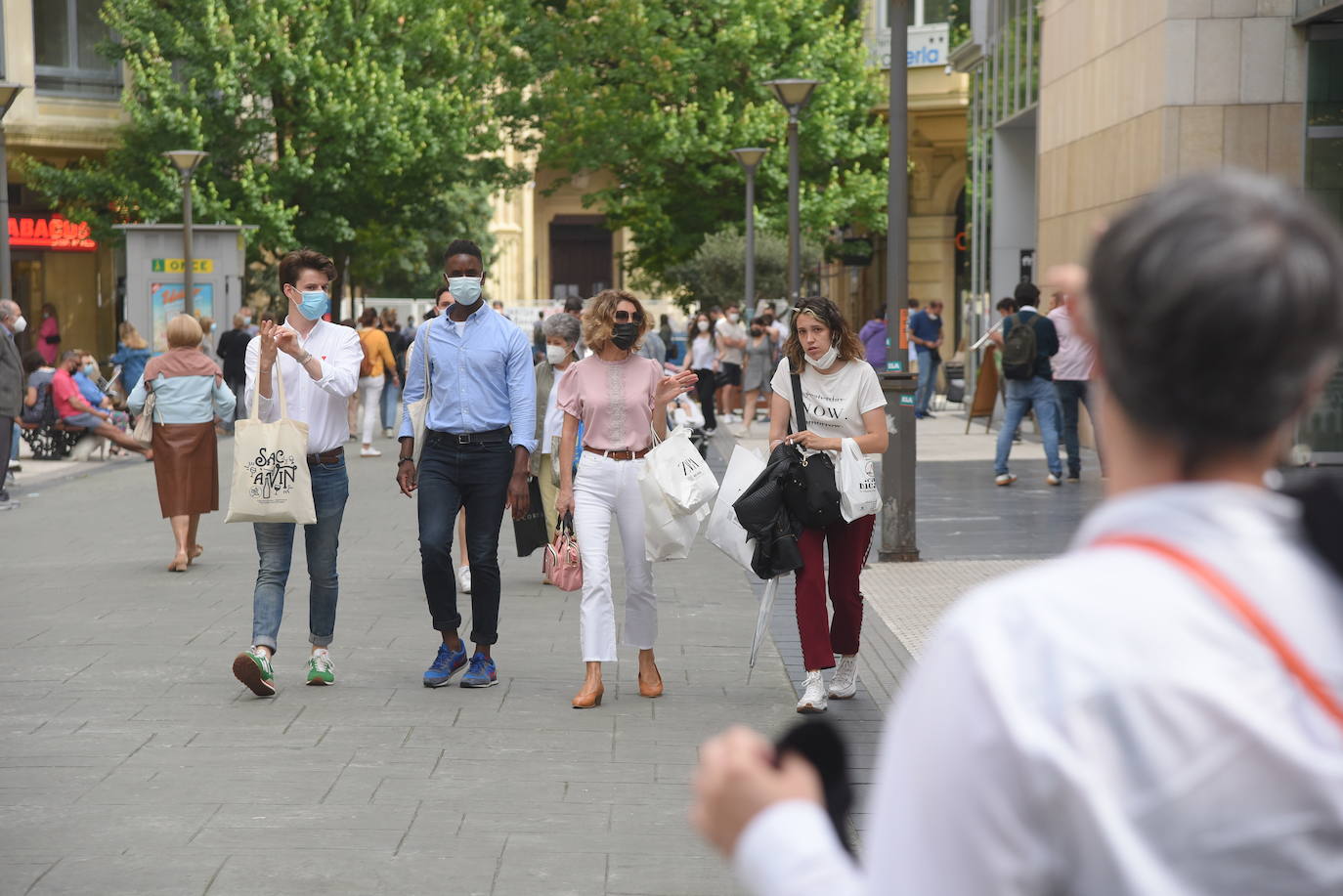 Fotos: Primer día de rebajas en Gipuzkoa