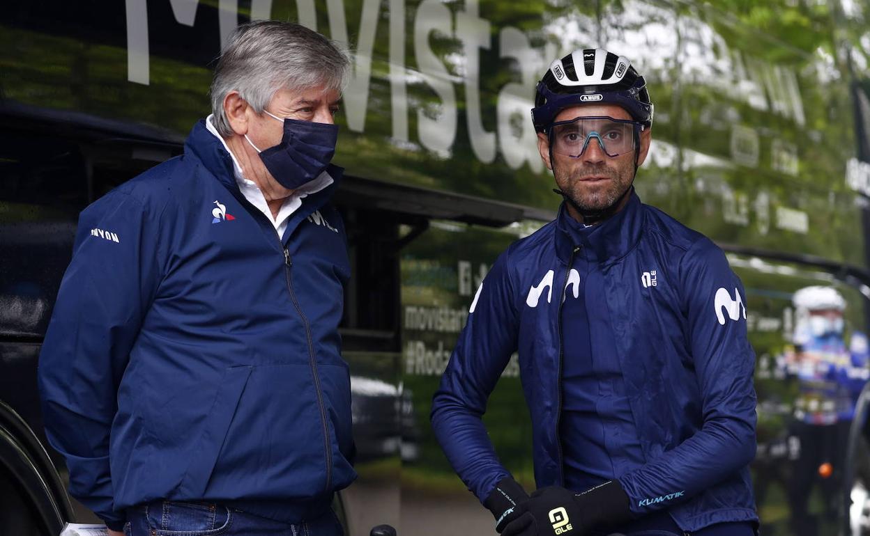 Eusebio Unzué junto a Valverde. 