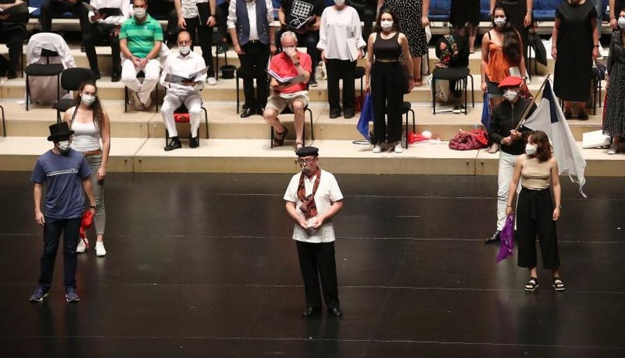 Fotos: Sorpresas con el Orfeón donostiarra