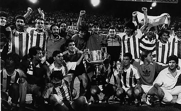 La Real Sociedad recuerda la Copa del Rey conquistada en la 86/87