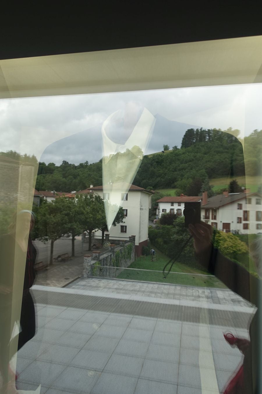 Sus 801 metros de altitud no le hacen uno de los montes más destacables, pero su peculiar cima lo convierte en uno de los que hay que conocer