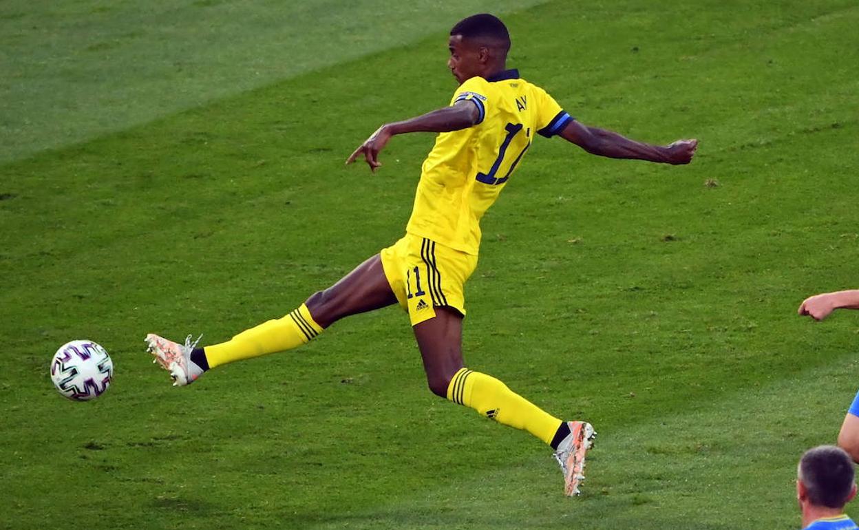 Eurocopa: La Real Sociedad percibirá 660.000 euros por la participación de Alexander Isak y Mikel Oyarzabal