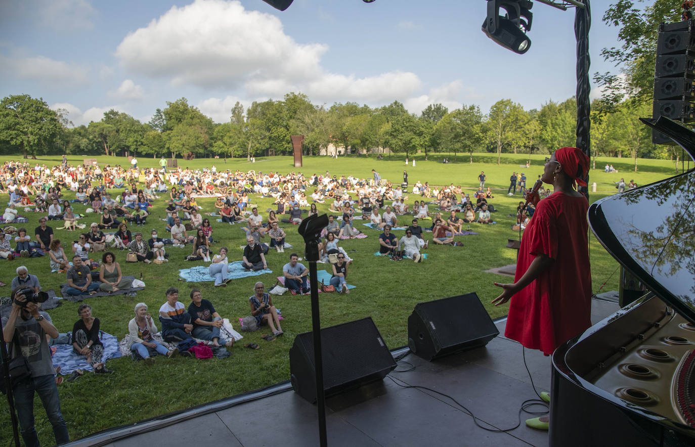 Fotos: Cécile McLorian en el concierto de adelanto del Jazzaldia