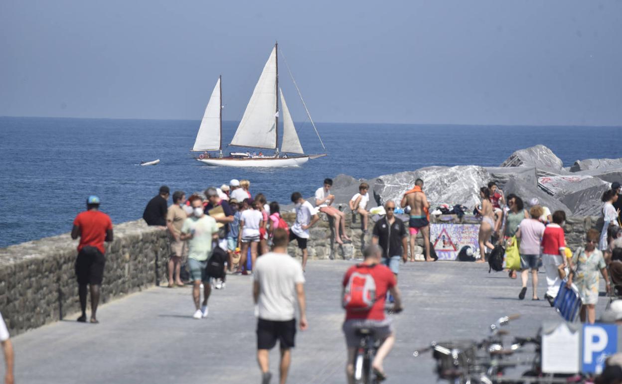 Coronavirus: La pandemia no frena en Euskadi con otros 1.314 positivos y más ingresos UCI
