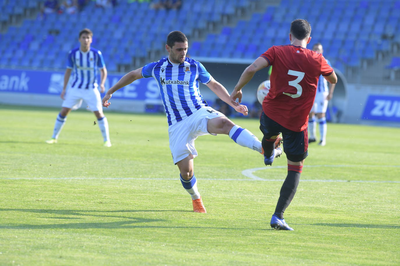 El Sanse se impuso por 3-1 al Osasuna B. El navarro ya suma dos tantos, el de este martes de penalti, mientras que el riojano aprovechó un regalo de Roberto López para vencer al conjunto navarro.