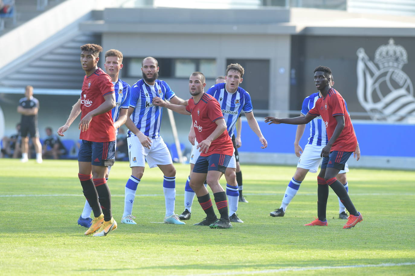 El Sanse se impuso por 3-1 al Osasuna B. El navarro ya suma dos tantos, el de este martes de penalti, mientras que el riojano aprovechó un regalo de Roberto López para vencer al conjunto navarro.