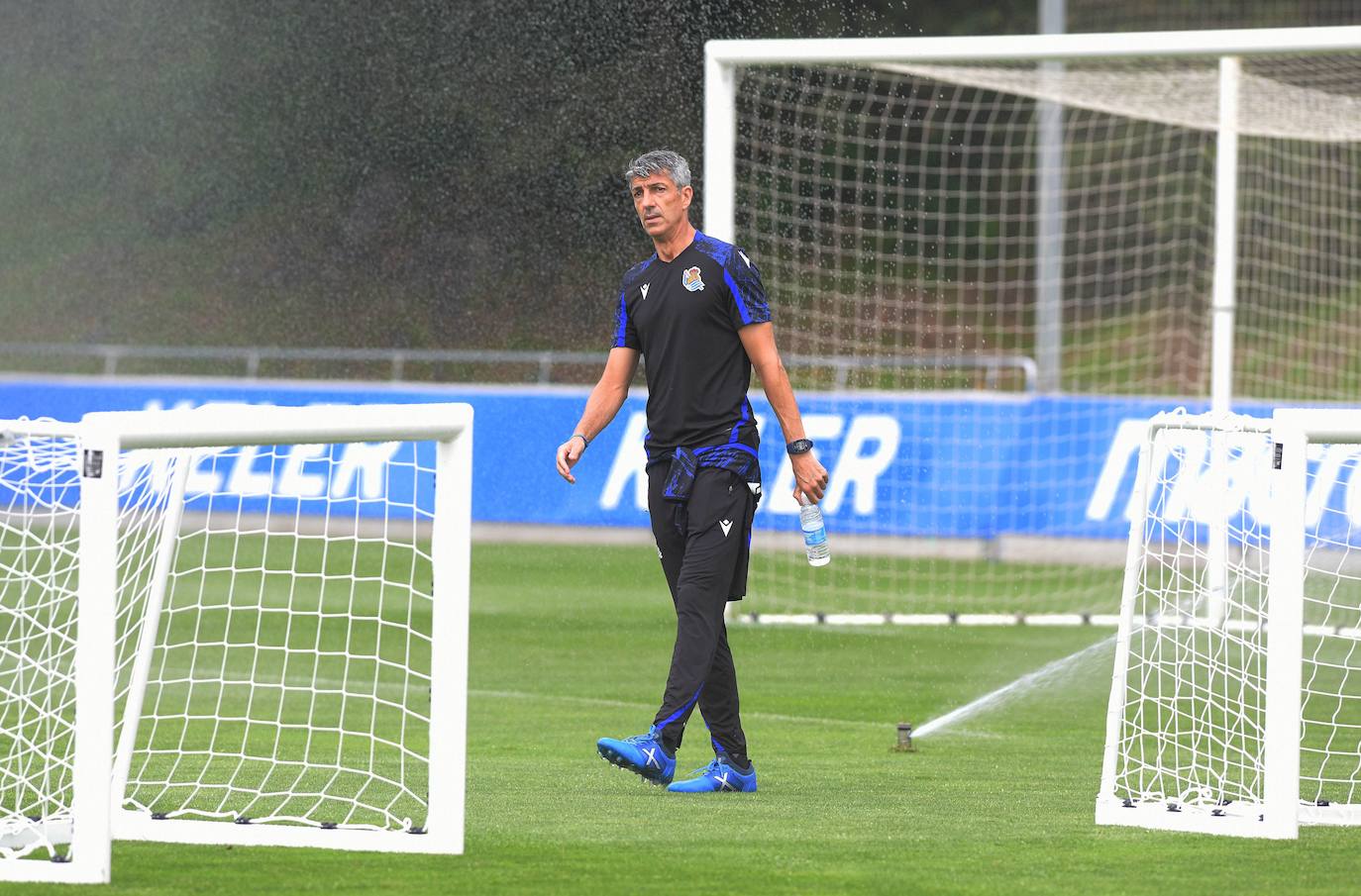 El conjunto txuri-urdin ha realizado hoy el último entrenamiento antes del segundo partido de la pretemporada que le enfrentará al equipo babazorro. 