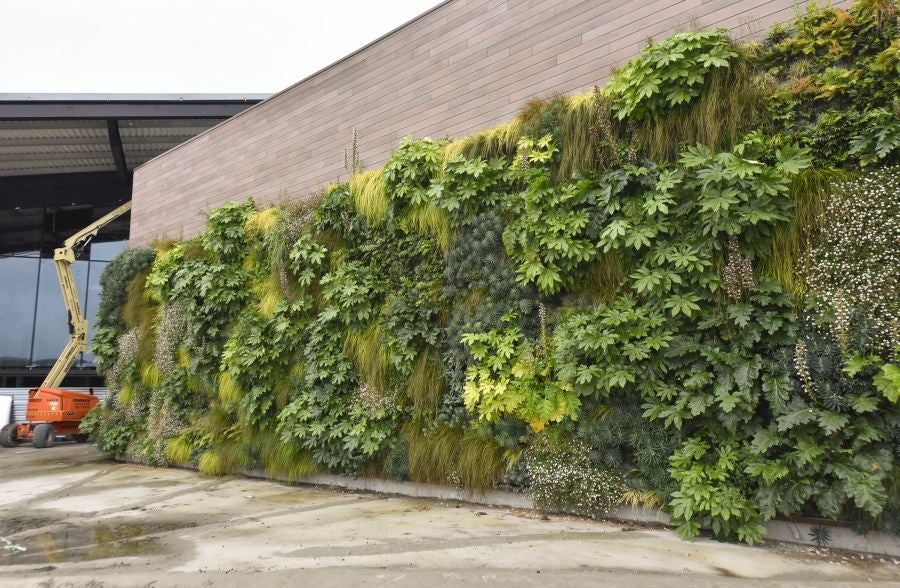 Quince restaurantes y cinco salas de cine premium abrirán en noviembre en la primera fase de ampliación del complejo