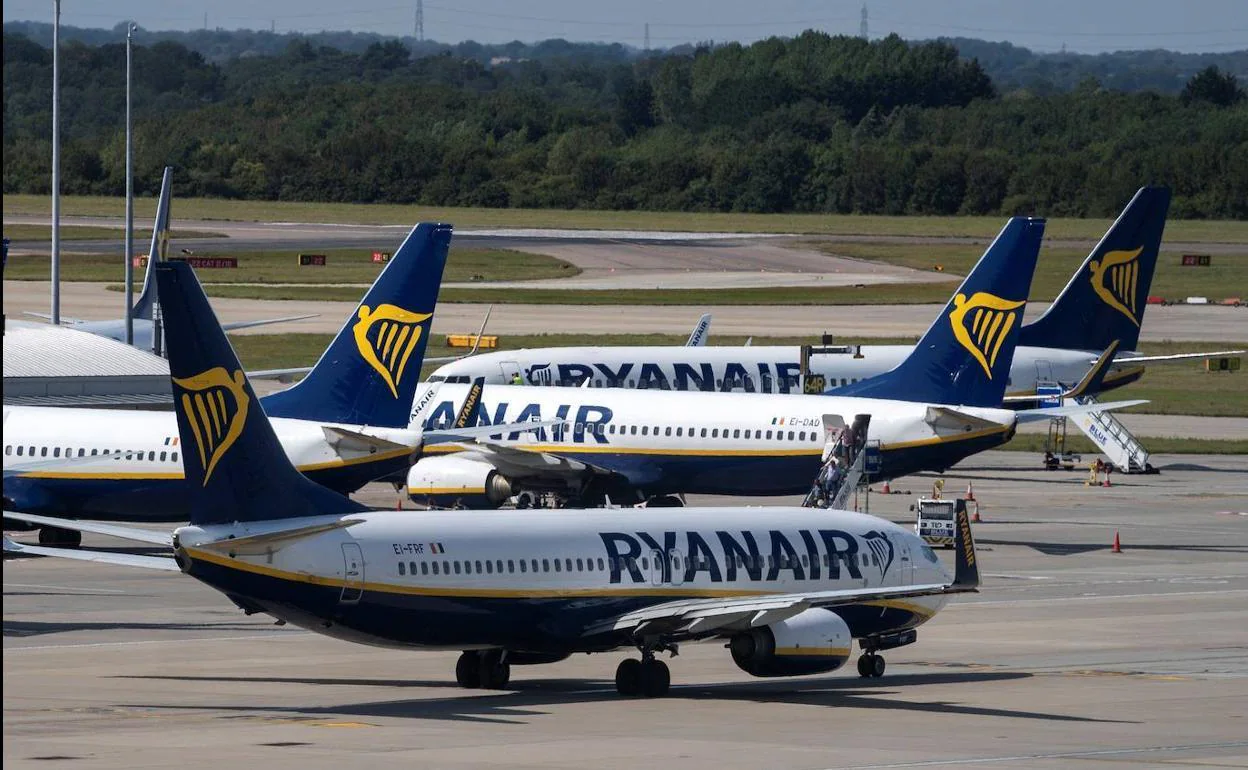 Ryanair pide a sus clientes que realicen las reservas por su web ante las «estafas» de agencias online