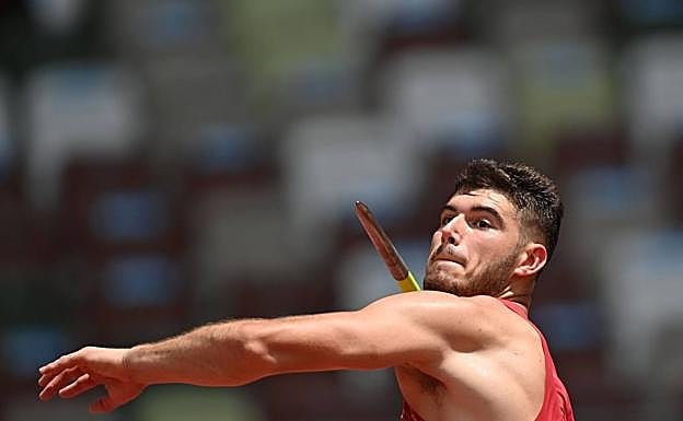 Odei Jainaga en uno de sus lanzamientos. 