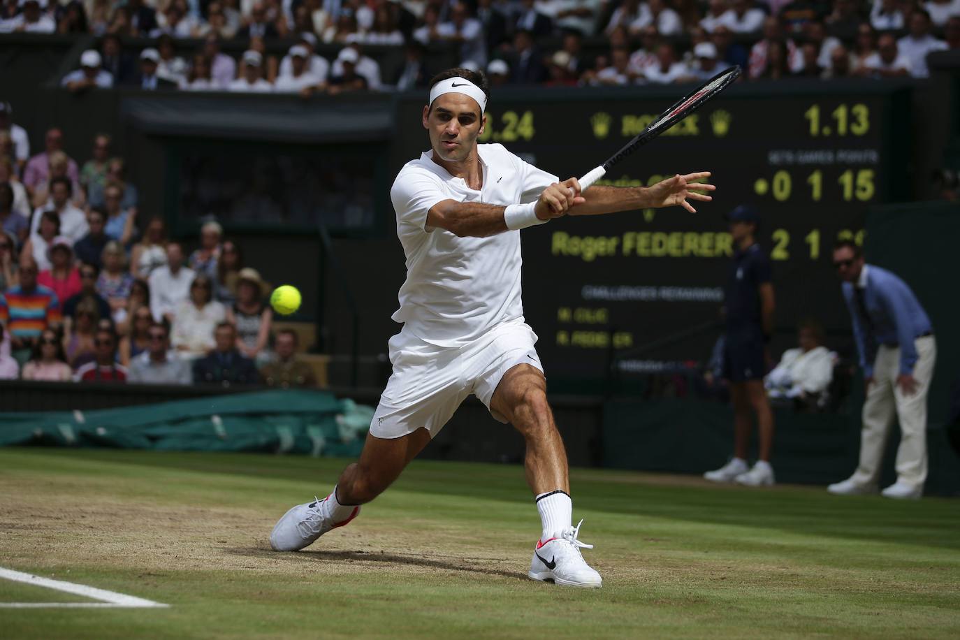 ANIVERSARIO: Federer, 40 años a la altura del mejor jugador