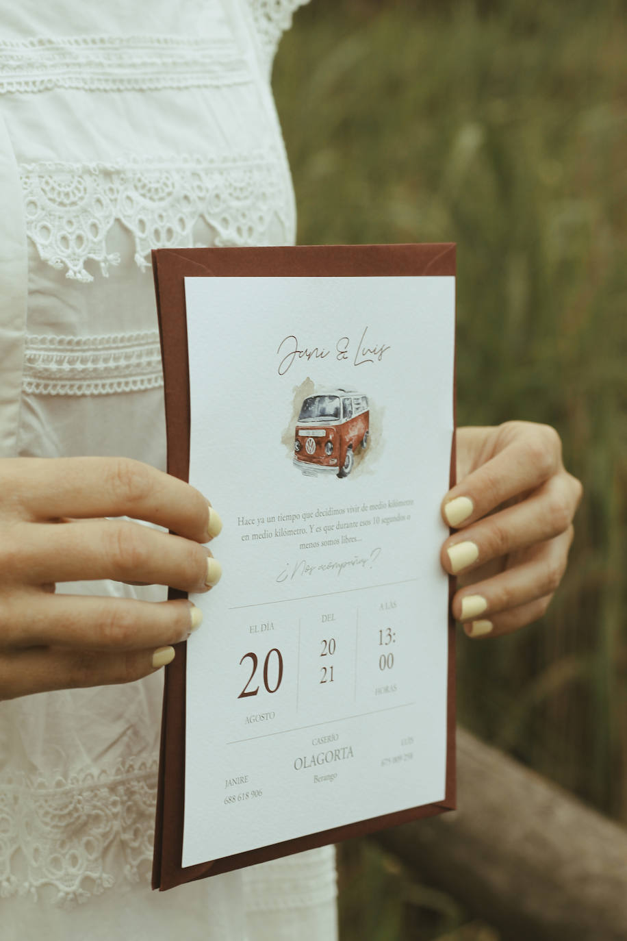 Ianire y Luis se darán el 'sí quiero' en una boda poco convencional. Antes de la esperada fecha (20 de agosto), han querido compartir su amor a través de una preboda singular cargada de amor